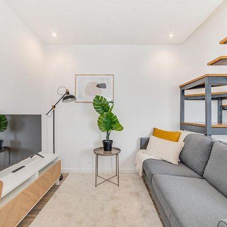 Campolide Duplex Apartments ลิสบอน ภายนอก รูปภาพ